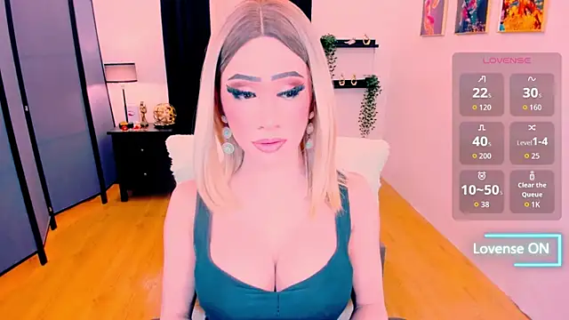 Snapshot of TwittyGirL9inch_exotic chatting on September 28, 2025, 1:00 am TwittyGirL9inch exotic online show from September 28, 2025, 1:00 am