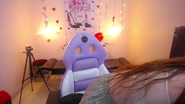 Snapshot of Cony_ chatting on March 3, 2025, 1:53 pm Cony online show from March 3, 2025, 1:53 pm