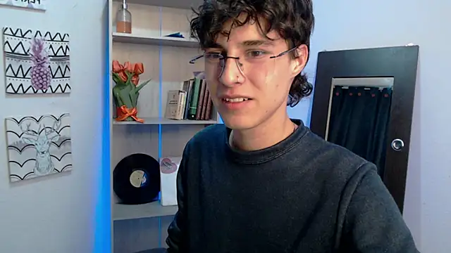 Jeam hot online show from January 6, 2025, 9:43 pm