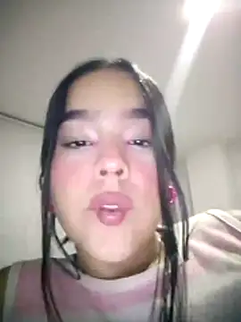 SweetFortuner online show from November 11, 2025, 4:34 am