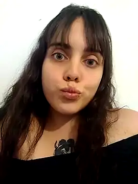 Snapshot of lucylovles chatting on December 4, 2024, 8:56 am lucylovles online show from December 4, 2024, 8:56 am