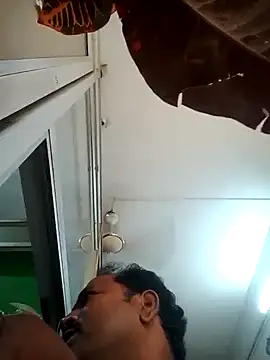 Snapshot of SSmadhu chatting on October 15, 2025, 7:41 am SSmadhu online show from October 15, 2025, 7:41 am