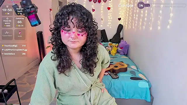 elylovegood online show from February 15, 2025, 1:31 am