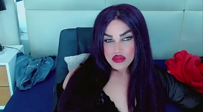 NathaliaCross online show from December 18, 2024, 11:08 pm