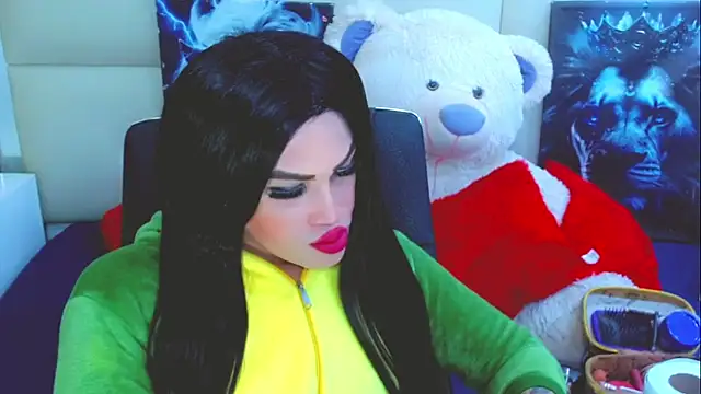 Snapshot of NathaliaCross chatting on September 18, 2025, 12:12 am NathaliaCross online show from September 18, 2025, 12:12 am
