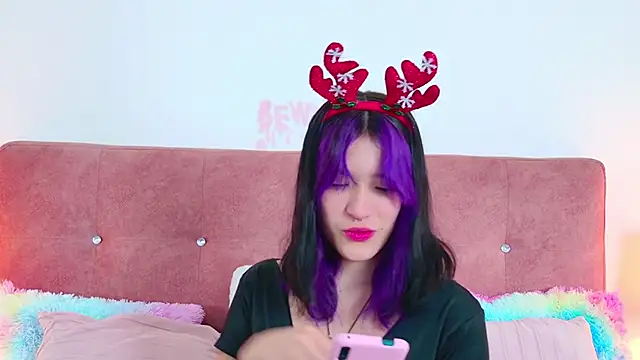 AlliciaKim online show from December 8, 2024, 7:11 pm