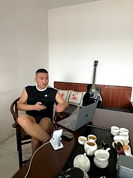 ShaoZian 1 online show from November 4, 2025, 2:54 am