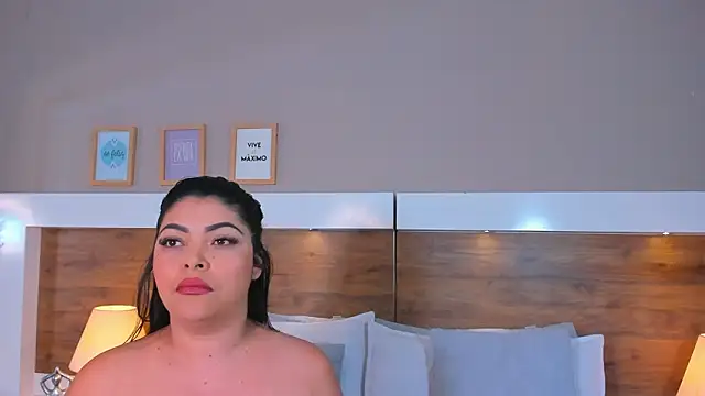 EmaBakker online show from March 9, 2026, 5:55 am