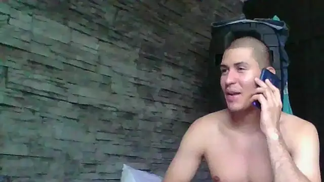 Sexylatin64 online show from November 5, 2025, 8:31 pm