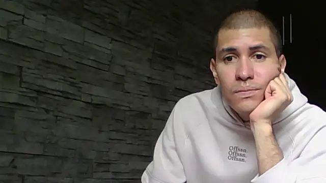Sexylatin64 online show from June 9, 2026, 3:12 pm