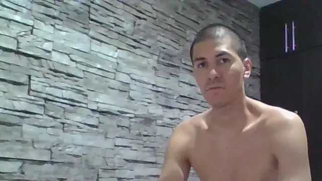 Sexylatin64 online show from June 11, 2026, 12:43 am