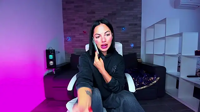 Snapshot of AddictedSabi chatting on October 12, 2025, 6:34 am AddictedSabi online show from October 12, 2025, 6:34 am