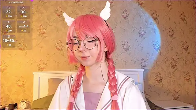 Snapshot of Nora_Failure chatting on December 9, 2024, 4:56 am Nora Failure online show from December 9, 2024, 4:56 am