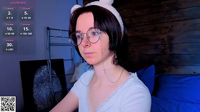 Nora Failure online show from August 3, 2026, 12:54 pm
