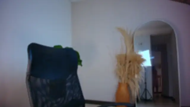 auroracaruso11 online show from December 2, 2025, 9:54 pm