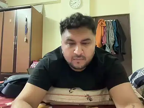 gauravgay93 online show from January 23, 2025, 3:11 pm