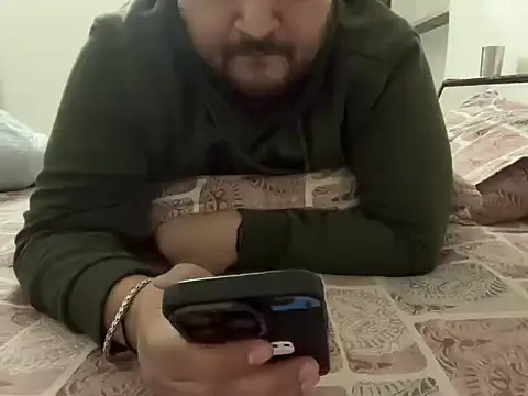 gauravgay93 online show from February 8, 2025, 6:01 pm