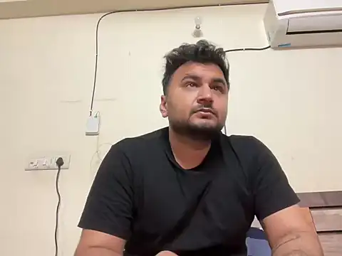 gauravgay93 online show from February 17, 2025, 5:53 pm