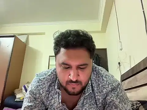 gauravgay93 online show from February 18, 2025, 3:10 pm