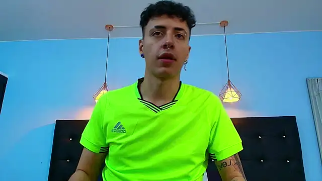 Lobo 17  online show from January 12, 2025, 4:10 am