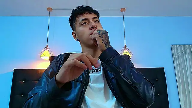 Lobo 17  online show from January 14, 2025, 7:59 am