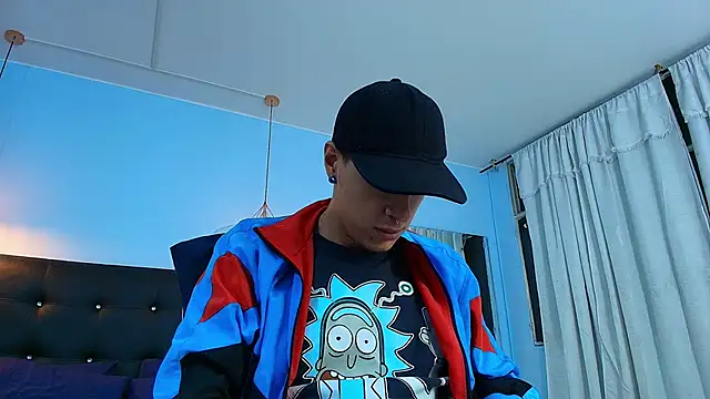 Lobo 17  online show from January 24, 2025, 4:05 am