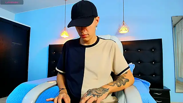 Lobo 17  online show from February 18, 2025, 3:42 am