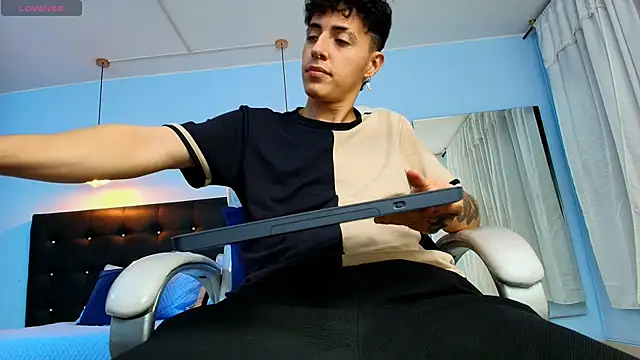 Lobo 17  online show from February 18, 2025, 7:32 am