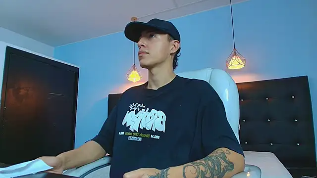 Lobo 17  online show from March 9, 2025, 3:54 am