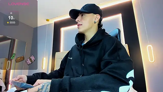 Lobo 17  online show from February 1, 2026, 3:49 am