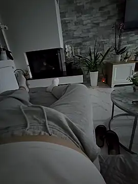 Snapshot of KarlosCarutox chatting on September 11, 2025, 5:24 pm KarlosCarutox online show from September 11, 2025, 5:24 pm