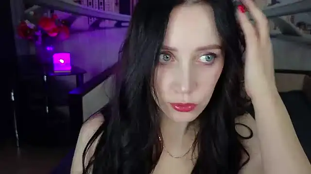 MonikaSweetXXX online show from March 14, 2025, 8:28 pm