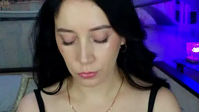 MonikaSweetXXX online show from November 2, 2025, 8:55 pm