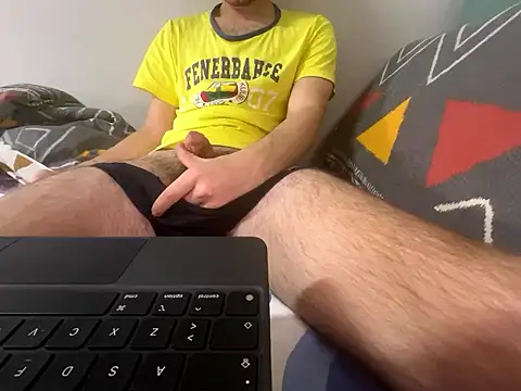 Snapshot of sweetspider35 chatting on December 7, 2024, 9:06 am sweetspider35 online show from December 7, 2024, 9:06 am