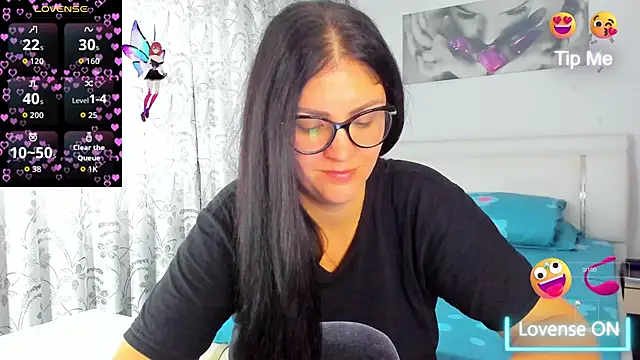 Snapshot of MyaBigBoobs chatting on September 25, 2025, 7:01 am MyaBigBoobs online show from September 25, 2025, 7:01 am