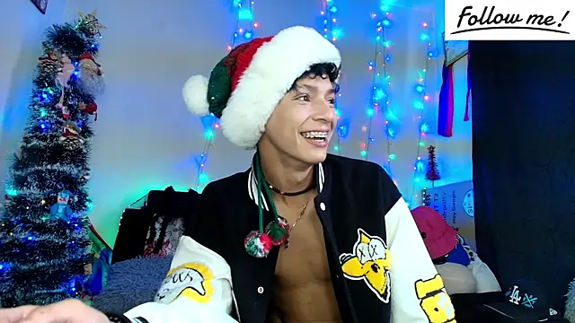 twink sebas  online show from December 25, 2024, 6:09 pm