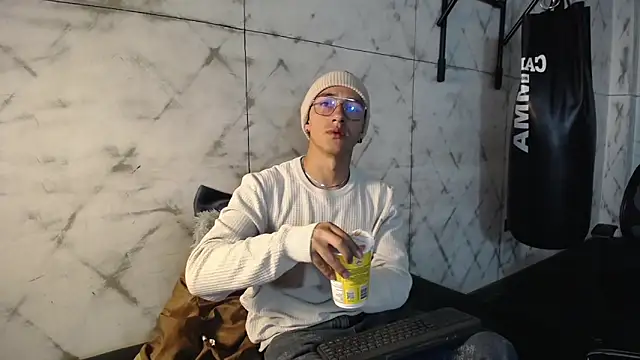 Andy Joy  online show from March 2, 2026, 12:01 pm