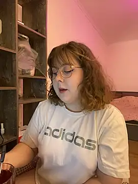 Snapshot of cinnabon_ chatting on December 12, 2024, 12:55 pm cinnabon  online show from December 12, 2024, 12:55 pm