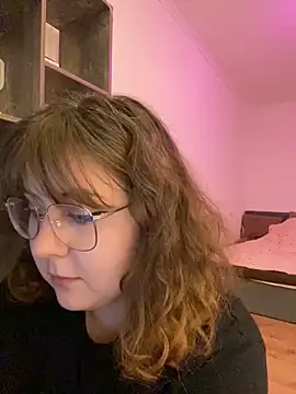 Snapshot of cinnabon_ chatting on December 13, 2024, 1:44 pm cinnabon  online show from December 13, 2024, 1:44 pm