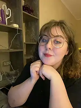 Snapshot of cinnabon_ chatting on January 10, 2025, 3:58 pm cinnabon  online show from January 10, 2025, 3:58 pm