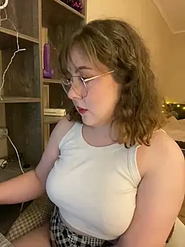 Snapshot of cinnabon_ chatting on January 12, 2025, 1:48 pm cinnabon  online show from January 12, 2025, 1:48 pm