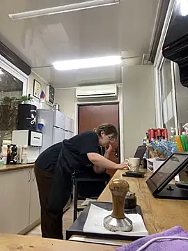 Snapshot of cinnabon_ chatting on January 25, 2025, 3:09 pm cinnabon  online show from January 25, 2025, 3:09 pm