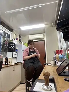 Snapshot of cinnabon_ chatting on February 1, 2025, 2:24 pm cinnabon  online show from February 1, 2025, 2:24 pm