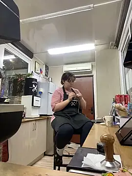 Snapshot of cinnabon_ chatting on February 10, 2025, 3:42 pm cinnabon  online show from February 10, 2025, 3:42 pm