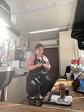 Snapshot of cinnabon_ chatting on February 11, 2025, 11:21 am cinnabon  online show from February 11, 2025, 11:21 am