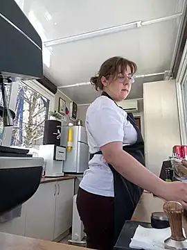 Snapshot of cinnabon_ chatting on March 1, 2025, 8:13 am cinnabon  online show from March 1, 2025, 8:13 am