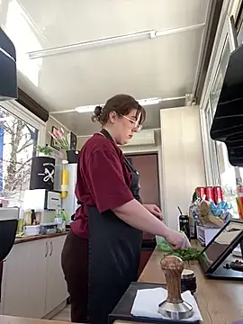 Snapshot of cinnabon_ chatting on March 8, 2025, 8:11 am cinnabon  online show from March 8, 2025, 8:11 am