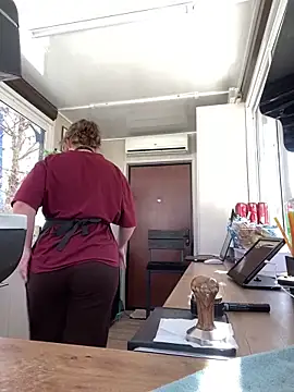 Snapshot of cinnabon_ chatting on March 9, 2025, 9:02 am cinnabon  online show from March 9, 2025, 9:02 am