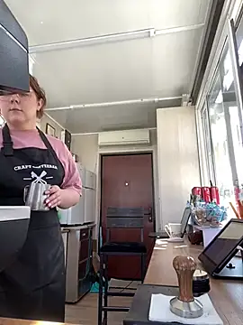 Snapshot of cinnabon_ chatting on March 12, 2025, 9:34 am cinnabon  online show from March 12, 2025, 9:34 am