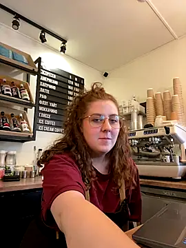 Snapshot of cinnabon_ chatting on September 25, 2025, 1:59 pm cinnabon  online show from September 25, 2025, 1:59 pm